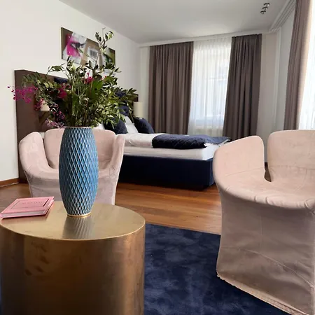 Hotel Luxury Boutique Iris Porsche Mondsee