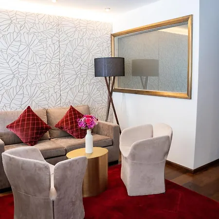 Luxury Boutique Iris Porsche Hotel